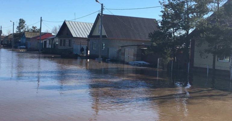 Потоп в Татарстане: 155 домов остались без света и газа